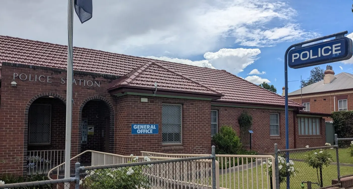 Bomb squad descend on Cowra in raids