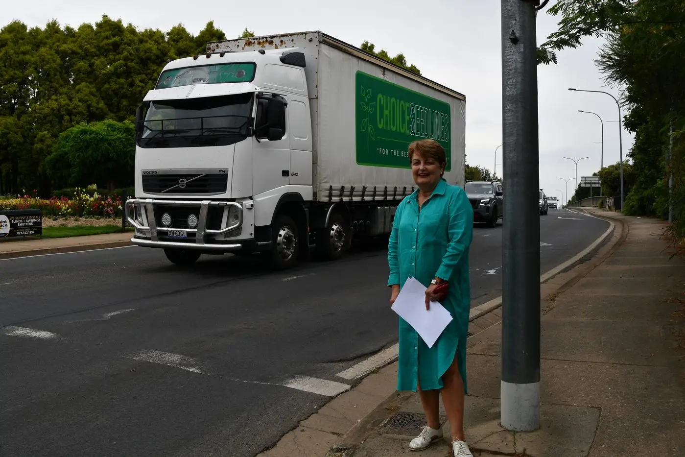 NEW BRIDGE NEEDED: Then Cowra Shire Council Mayor, Ruth Fagan, at the bridge over the Lachlan River in November 2023 making a case for Cowra Council and the community to Transport for NSW about a second mid-level bridge. Photo by Dane Millerd.
