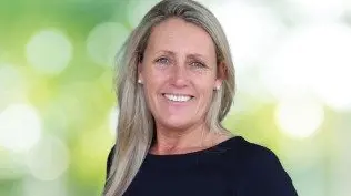 Jennifer Hughes: One Nation