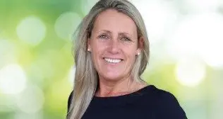 Jennifer Hughes: One Nation