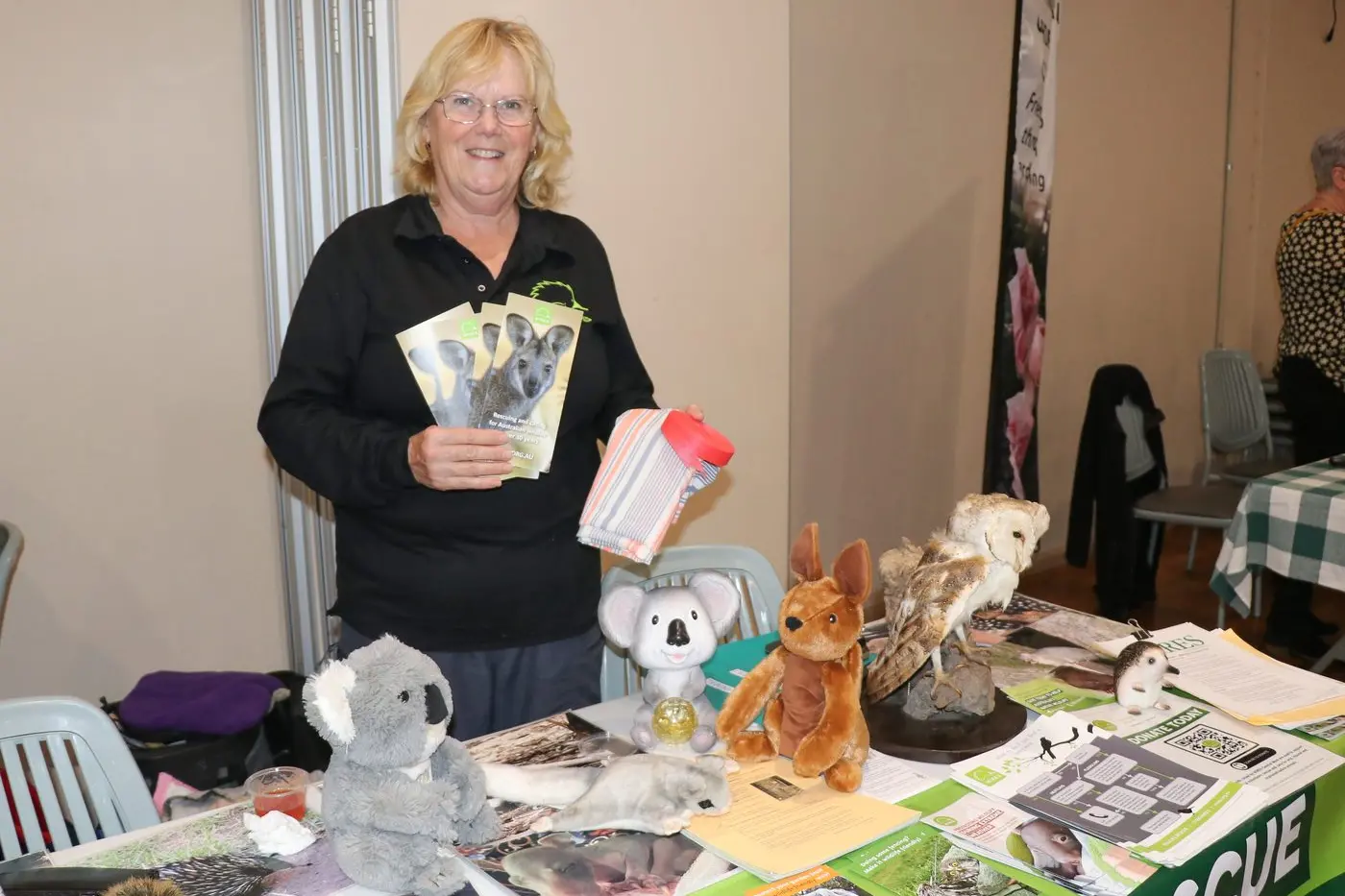 WIRES volunteer Julie Eygenhuizen encouraging people to keep a pillowcase, a WIRES brochure and a couple of little self-heating hand or pocket warmers in the boot of your car in case you see injured wildlife. It\\u2019s incredibly helpful to WIRES volunteers if you can mark the location of injured wildlife with coloured tape on a guidepost when you call them.