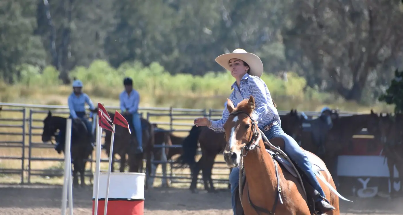 Reids Flat thrills crowds in community spirit