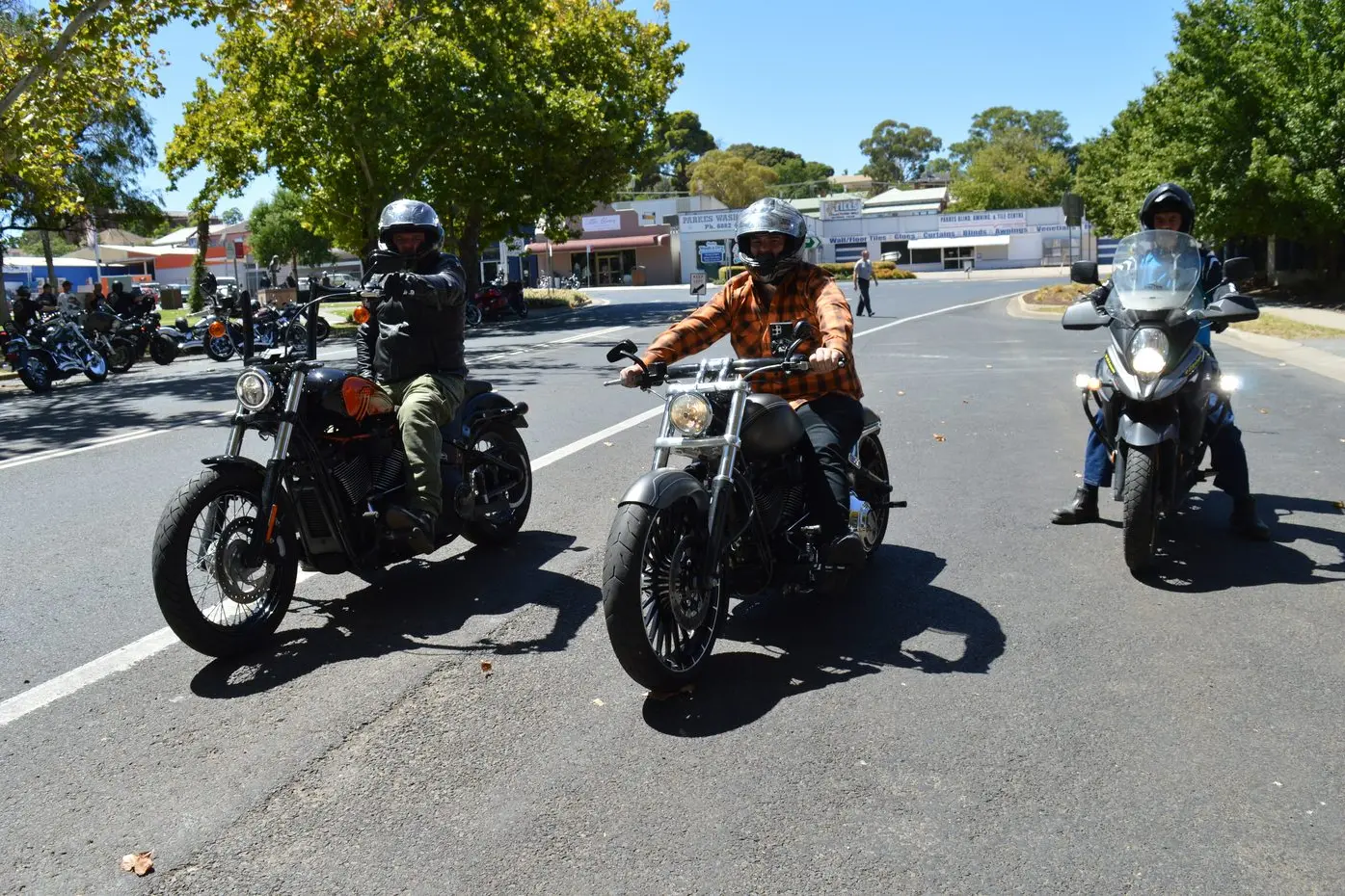 A massive 220 riders roared into Parkes on Saturday afternoon, bringing the southern end of the main street to a stand-still briefly. PHOTOS: Christine Little