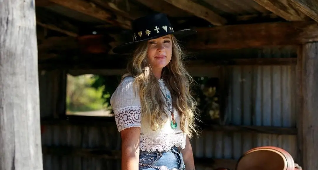 Josie Laver - A Rising Star You Don’t Want to Miss!