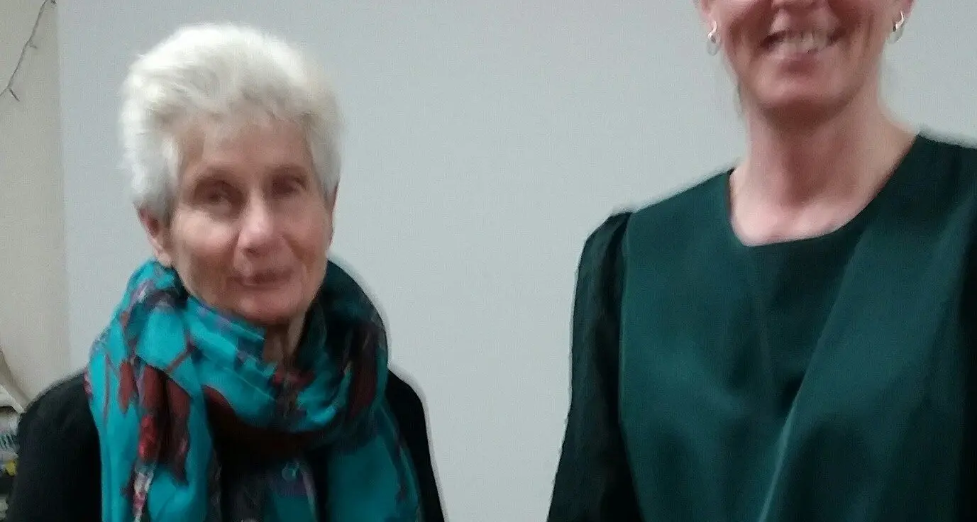 Garden rambles and queen bees