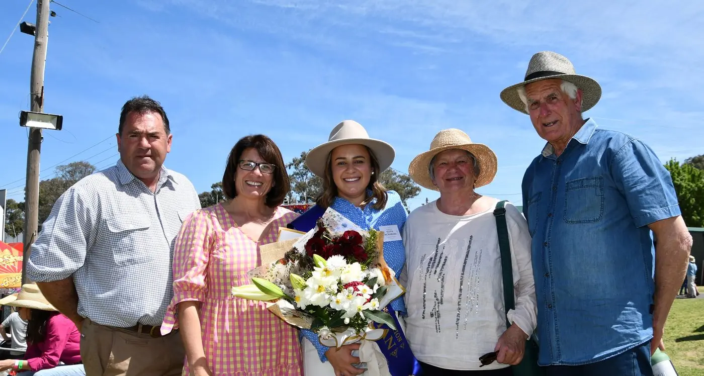 Olivia to represent as Canowindra Young Woman