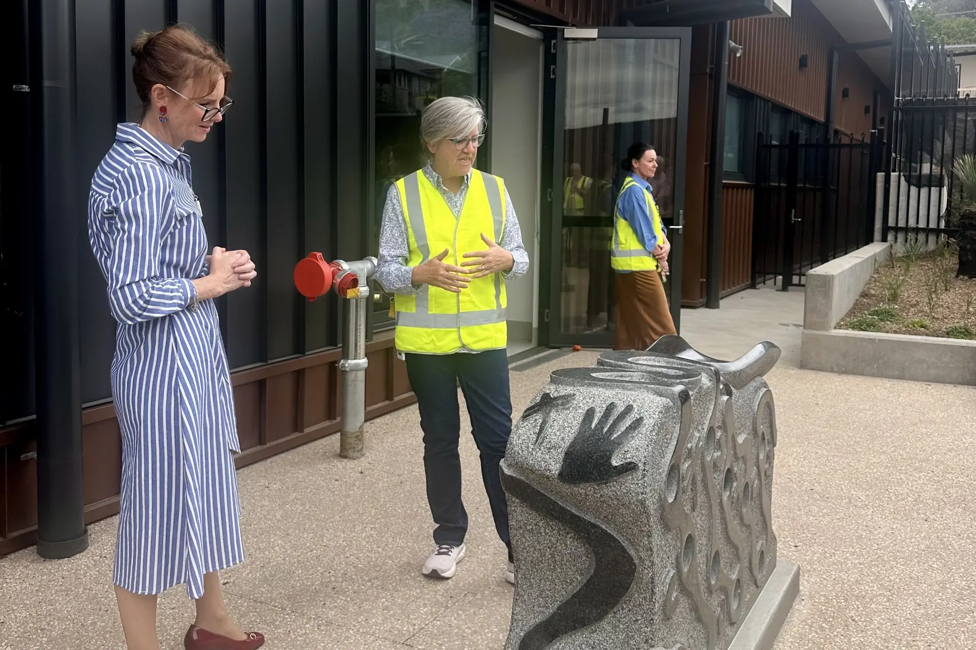 <p>BIRTHING STORY: Steph Cooke and Pauline Rowston with the new sculpture that incorporates handprints, river symbolism and birth related motifs that honour local Wiradjuri traditions. PHOTO: Cara Kemp</p>\\n
