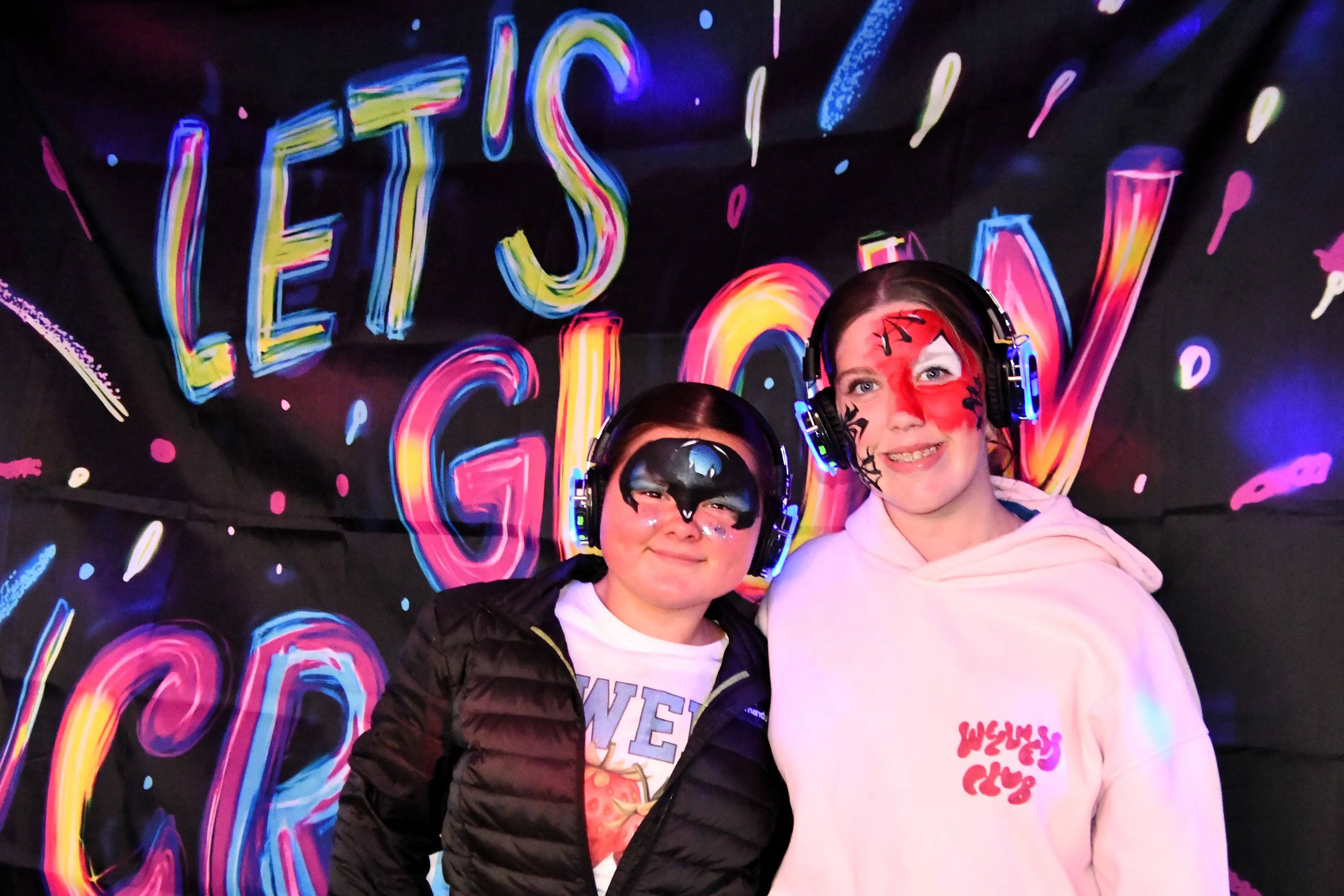 <p>Suzie Norris and Maci Coburn from West Wyalong at the Silent Disco</p>\\n