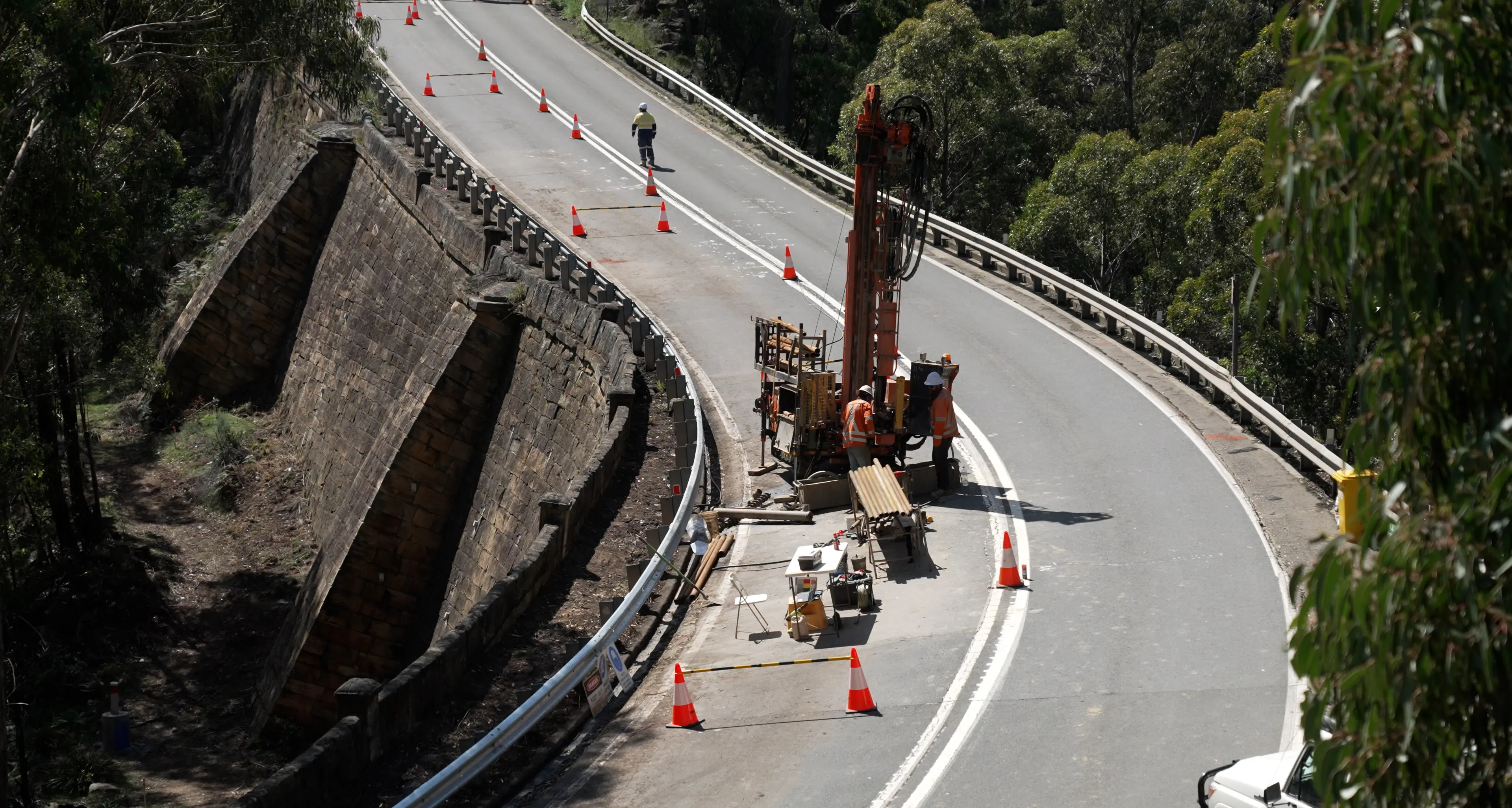 Two partners shortlisted to restore Great Western Highway at Victoria Pass