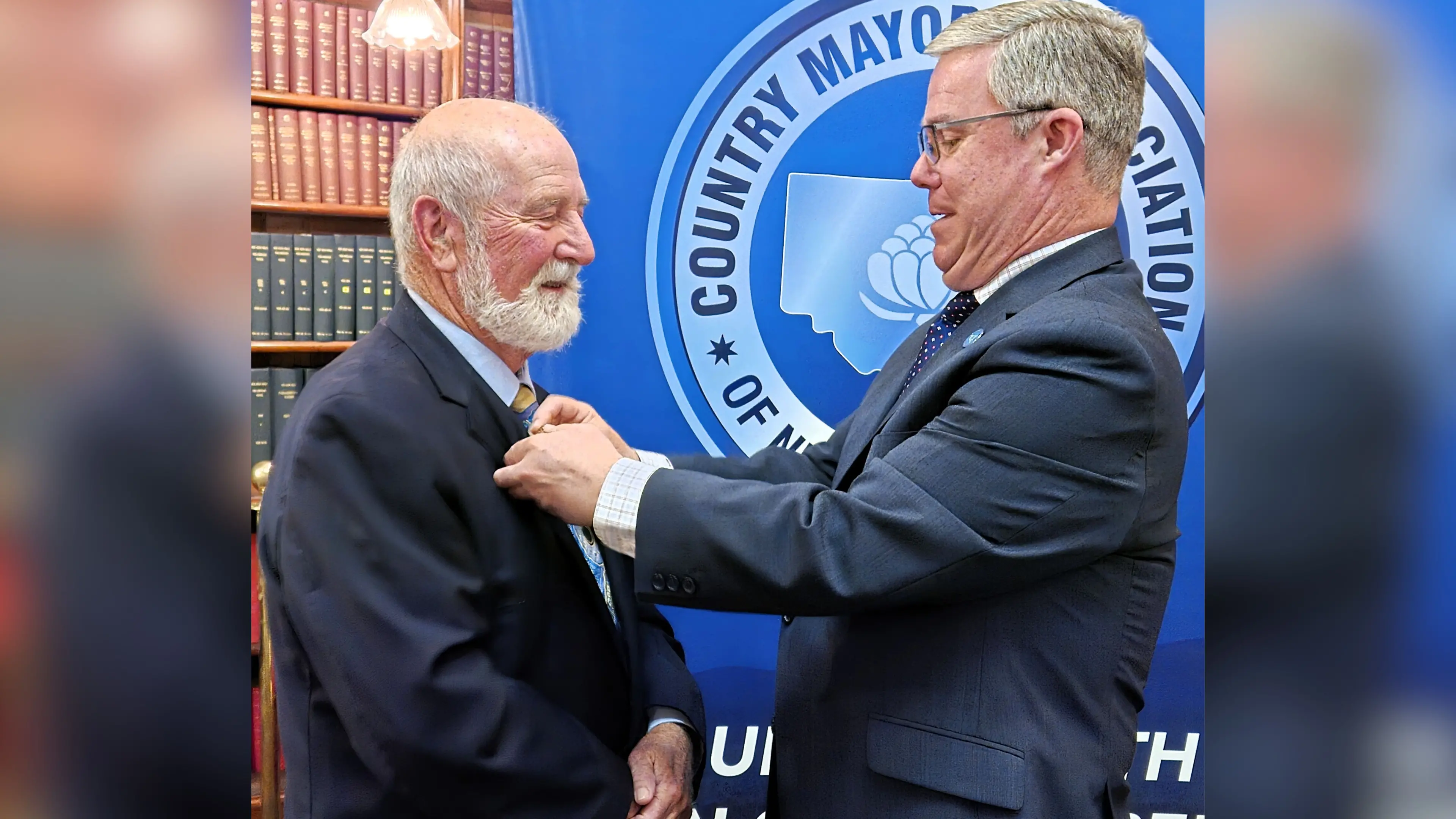 Ken inaugural patron of Country Mayors
