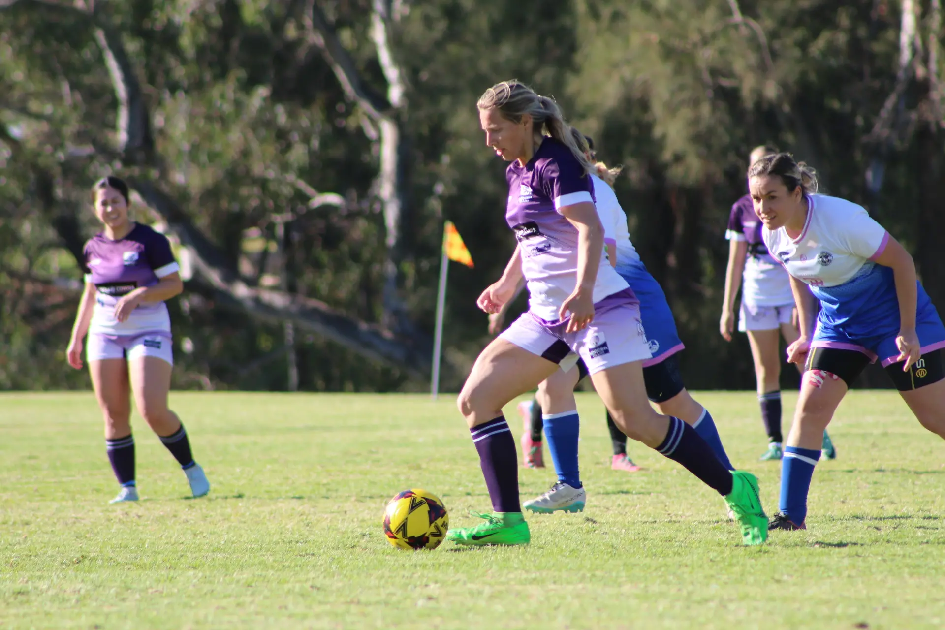 <p>Courtney McCarthy leading the ball down the field.</p>\\n