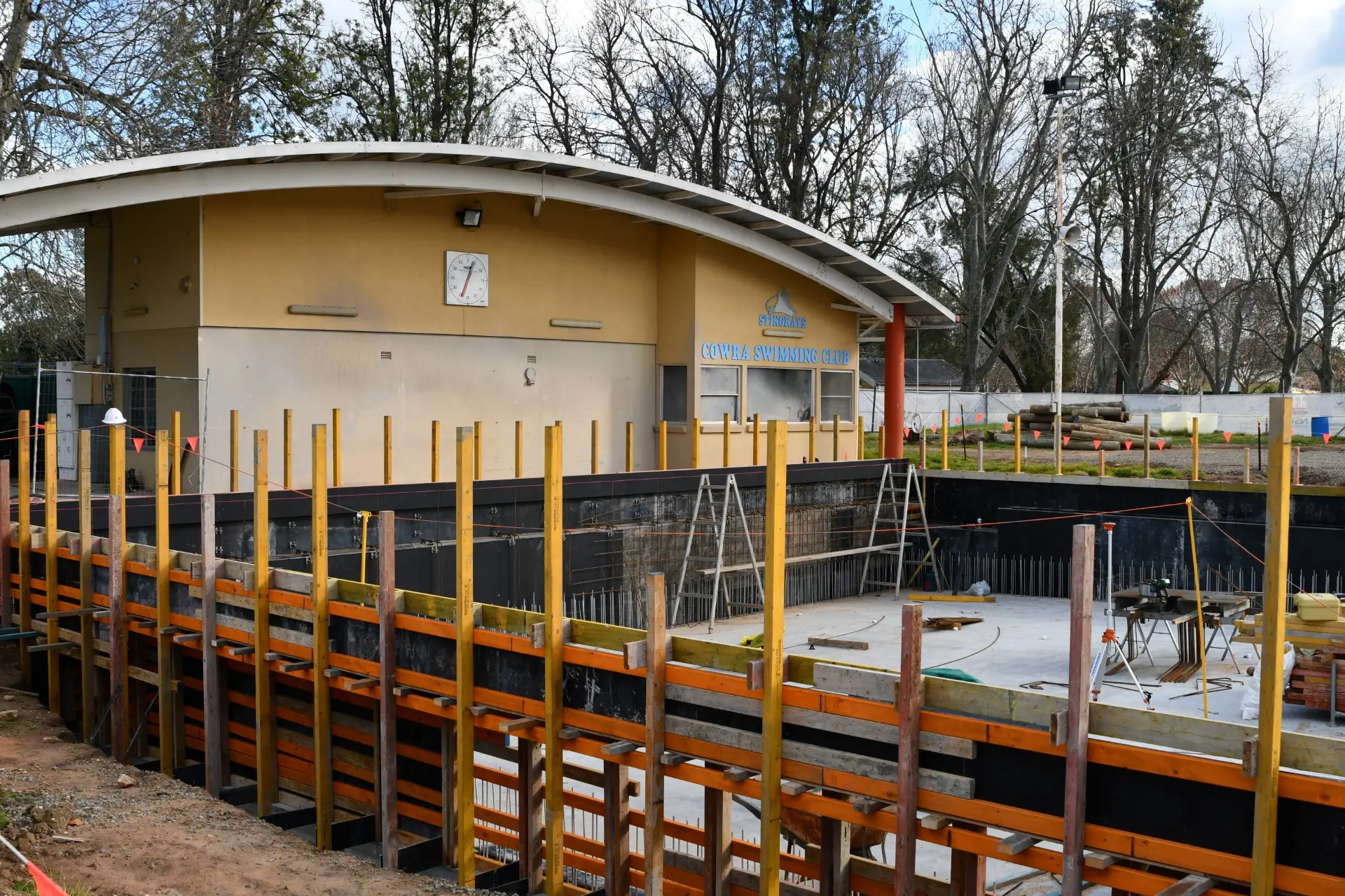 <p>Cowra Aquatic Centre set to reopen in 2027.</p>\\n