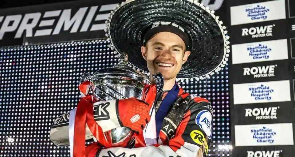 Kurtz leads Belle Vue to third league title in five years